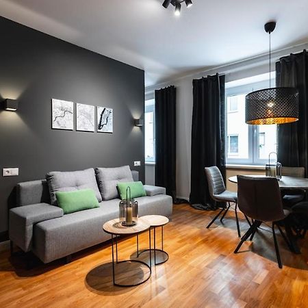 Authentic Apartment Next To Schwedenplatz Vienna Esterno foto