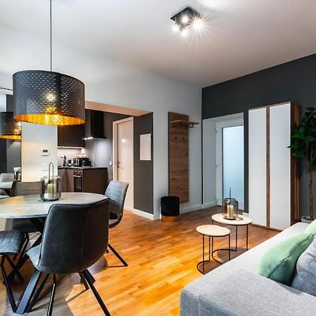 Authentic Apartment Next To Schwedenplatz Vienna Esterno foto