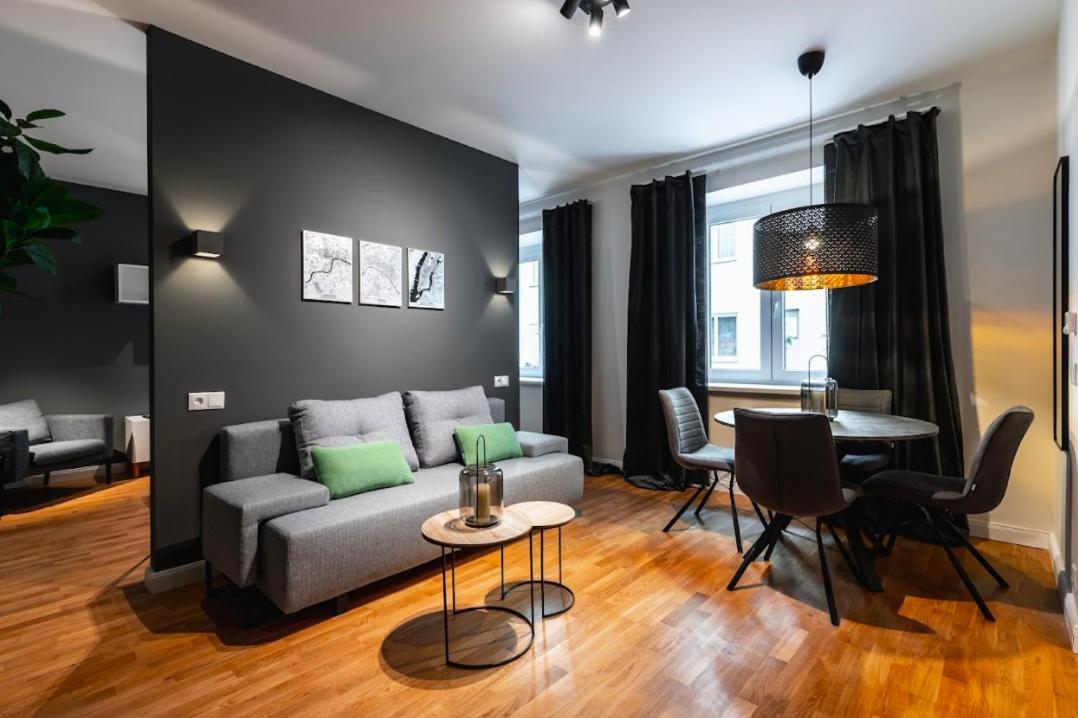 Authentic Apartment Next To Schwedenplatz Vienna Esterno foto