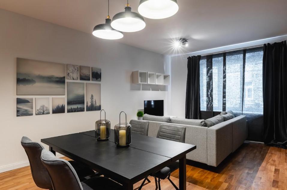 Authentic Apartment Next To Schwedenplatz Vienna Esterno foto