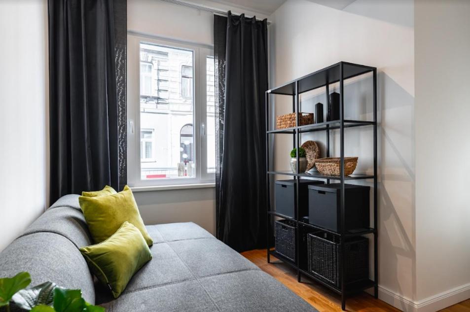 Authentic Apartment Next To Schwedenplatz Vienna Esterno foto