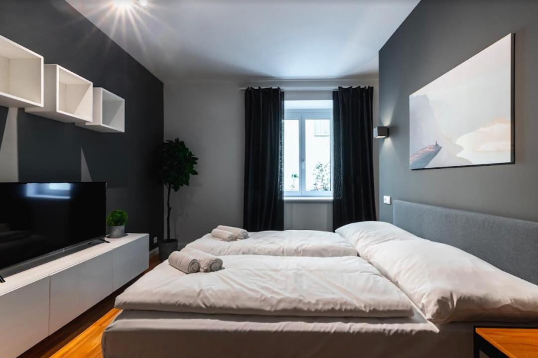 Authentic Apartment Next To Schwedenplatz Vienna Esterno foto
