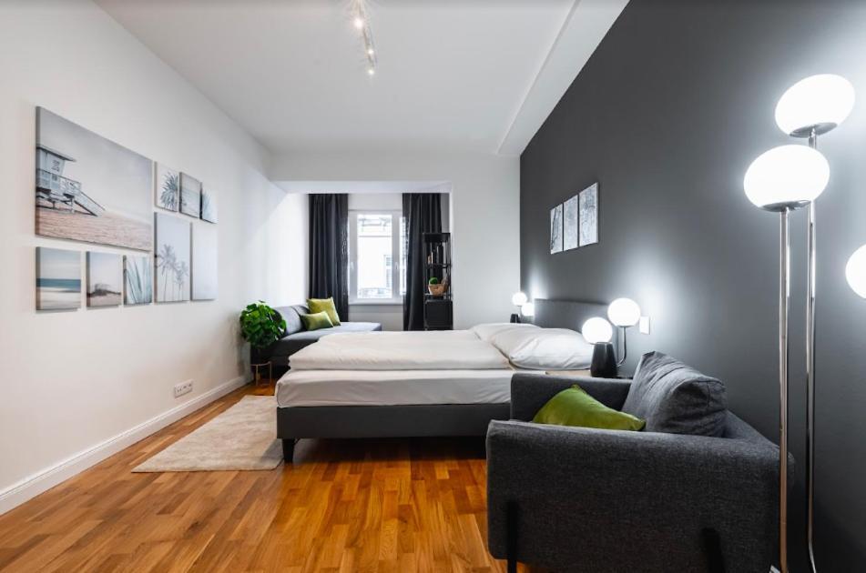 Authentic Apartment Next To Schwedenplatz Vienna Esterno foto
